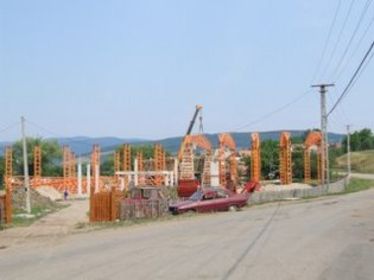 Csernátonban sportcsarnok épül