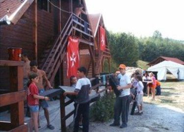 Máltai gyerek- és ifjúsági tábor Mikóújfaluban (Kánikulás vakáció)