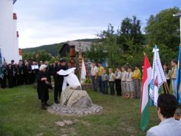 Az összetartozás emlékműve