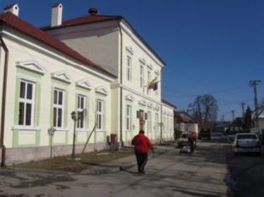  Vendégforgalmi övezet a Dél-Hargitában (Év  elején  a  falugazdák — Beszélgetés Balázsi Dénessel, Bardoc község polgármesterével)