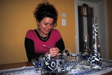 Volloncs Mária pohárfestés közben        A szerző felvételei