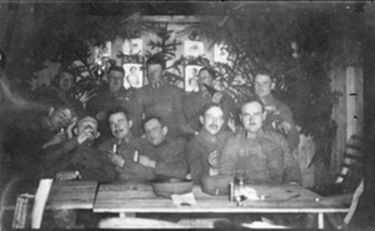 Karácsonyi mulatság egy tiszti barakkban –1915
