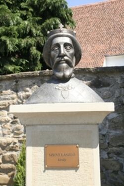Petrovits István Szent László-szobra Gelencén