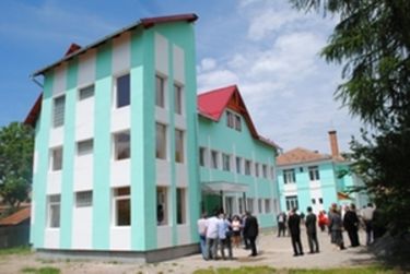 Orvosi lakások átadása Kézdivásárhelyen. Fotó: Iochom István