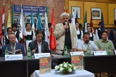 Sepsiszéki Nagy Balázs, Ferencz S. Alpár, Hermann Gusztáv Mihály, Mihály János és Orbán Zsolt a bemutatón