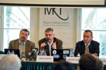 Bakk Miklós, Tamás Sándor és Szilágyi Zsolt