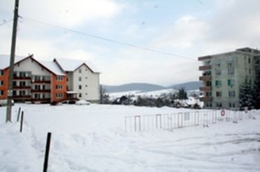Ide költöztetik a baróti korcsolyapályát. Hecser László felvétele