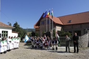 A kézdicsomortáni avatóünnepség. A szerző felvétele