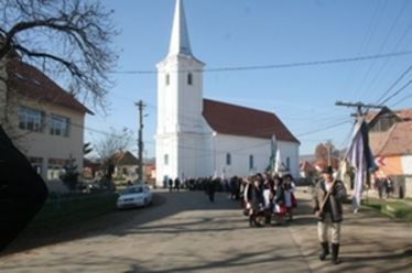 Felvonulnak a dalárdák. A szerző felvétele