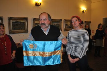 Péter János székely zászlót adott át. A szerző felvétele