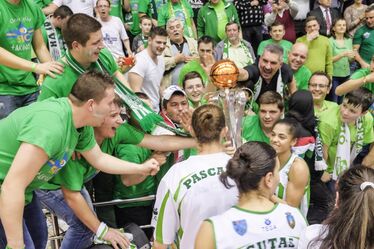 Megvan a kupa. Henning János fotója