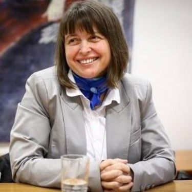 A szerzetesnőt, aki „a kincset nem rejti véka alá”, Kovács Károly tisztelendő régi jó barátként köszöntötte a sepsiszentgyörgyi belvárosi Szent József-plébánián. Homa Ildikó beszélt arról, hogy a könyv megírásakor azon gondolkodott, hogyan juthat el az ev