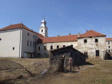 Megviselte az idő a minorita rendházat. A szerző felvétele