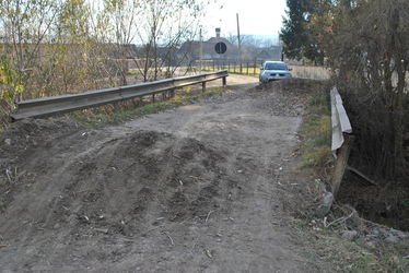 Újjáépítik a veszélyes hidat. A szerző felvétele