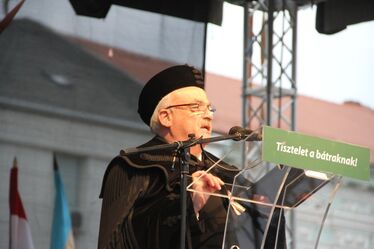 Kató Béla református püspök
