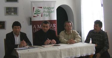 Kulcsár-Terza József, Fülöp Csaba, Szabó Levente és Ferencz Botond. A szerző felvétele