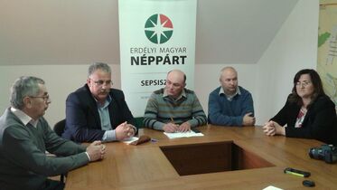 Szakács Zoltán, Fazakas Péter, Balázs Attila, Papp Attila és Kátai Zsuzsanna