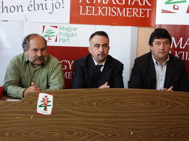Péter János, Szigethy Kálmán és Kulcsár-Terza József. A szerző felvétele