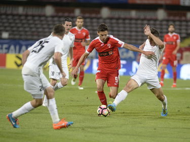 A Dinamo továbbra is az élen