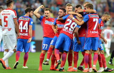 A Steaua-játékosok William gólját ünneplik. Fotó: steauafc.com