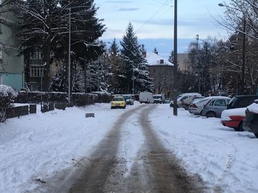 Felújítják a Testvériség utcát, jövőre emelkedik a besorolása. A szerző felvétele
