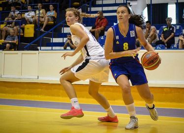 Lénárt Paula (8)
