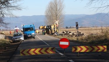 Járhatóvá teszik a vasúti átjárót