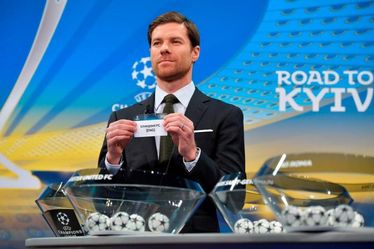 Az Európa- és világbajnok Xabi Alonso segített a sorsolásban