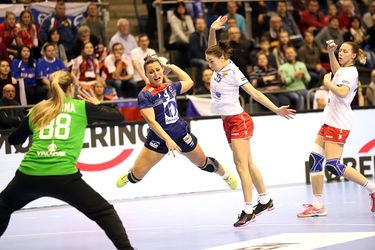 Nora Mörk szétzúzta a cseh védelmet