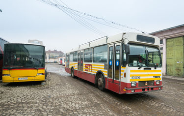 Az autóbuszok életkora általában meghaladja a 10–15 évet. Fotó: Vargyasi Levente