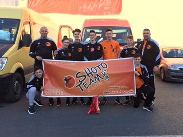 A Shoto-Team csapata