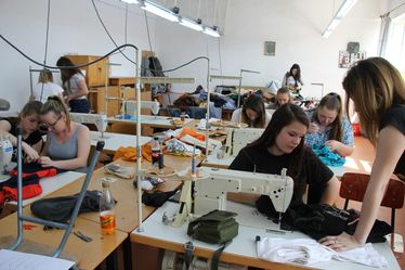 Kattognak a varrógépek. Albert Levente felvétele