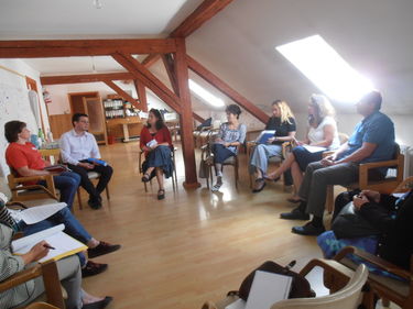 A Gyulafehérvári Caritas sepsiszentgyörgyi kirendeltségén tartott egyeztetés. A szerző felvétele