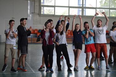 Vegyes csapatokban vetélkedtek. A szerző felvétele