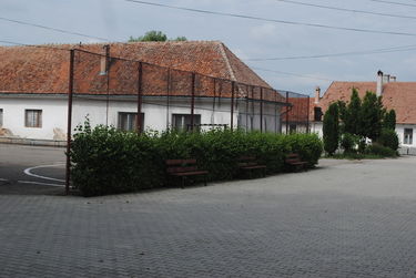 A Református Kollégium udvara. A szerző felvétele