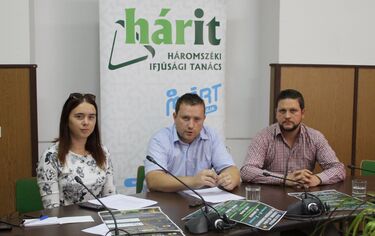 A helyiek elképzelését tartották szem előtt a program összeállításában – hangsúlyozta Kelemen Szilárd (jobbról). Fotó: Kult-űr