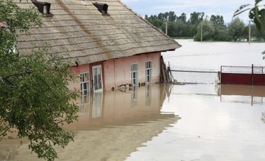 Bácsteleken komoly pusztítást végzett az ár, de csak kevesen kaptak állami segítséget. Bokor Gábor archív felvétele