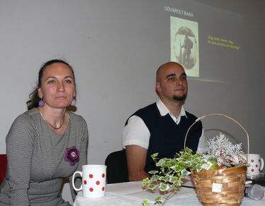 István Ildikó és Lőrinczi Dénes a tárlatmegnyitón. A szerző felvétele