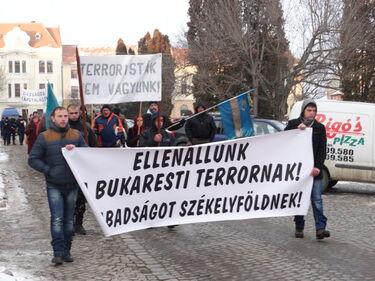 Tüntetés Kézdivásárhelyen 2016. január 23-án. A szerző archív felvétele