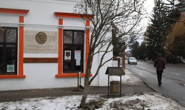 Megint célkeresztben a Széchenyi-plakett. A szerző felvétele
