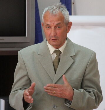 Péter Sándor kiáll a pedagógusok megbecsüléséért. Fotó: Albert Levente