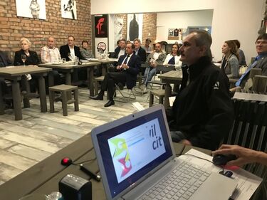 A Civil Licit résztvevői. A szerző felvétele