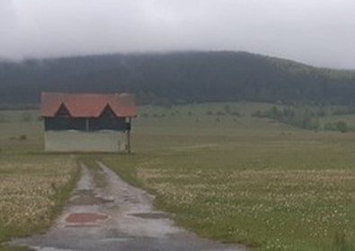 A Kovászna és Csomakőrös közötti volt lőtéren épülhet a focipálya