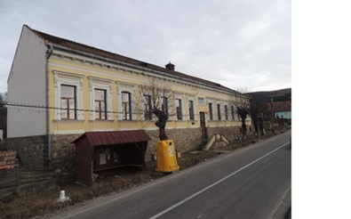 Megújul a bikfalvi iskola. A szerző felvétele