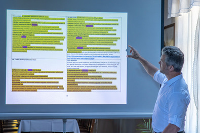 Benedek-Huszár János a tegnapi sepsiszentgyörgyi sajtótájékoztatón. Fotó: Emlékgyár