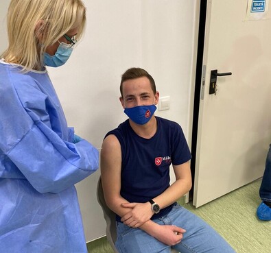 A Máltai Szeretetszolgálat sepsiszentgyörgyi munkatársait is beoltották. Fotó: Máltai Szeretetszolgálat