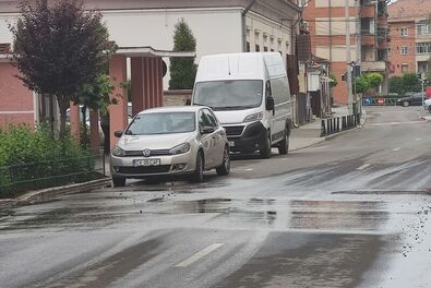 Csőtörés Kézdivásárhelyen. Archív fotó