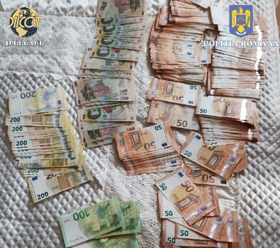 Mintegy 90 000 eurót foglaltak le. Fotó: DIICOT