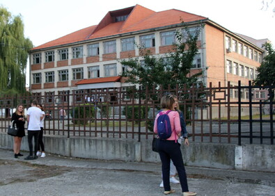 Nem kelt el a Berde-iskola igazgatói széke sem
