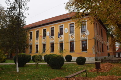 Az Apor Péter Szaklíceum. A szerző felvétele